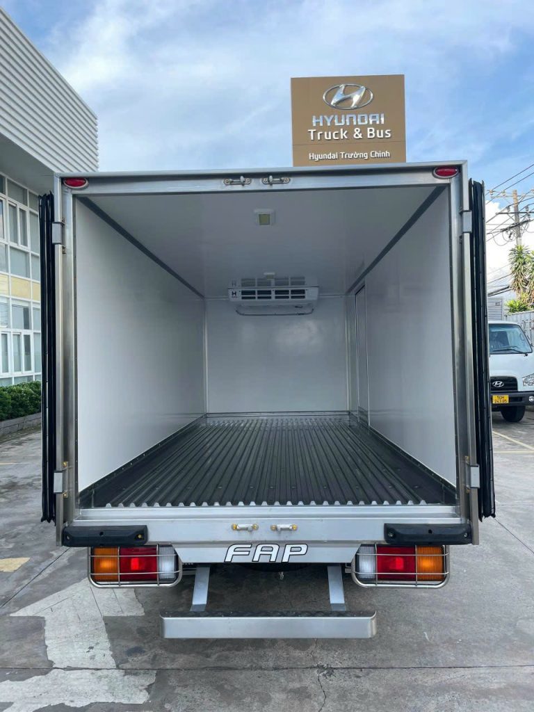 hyundan n250sl thùng đông lạnh
