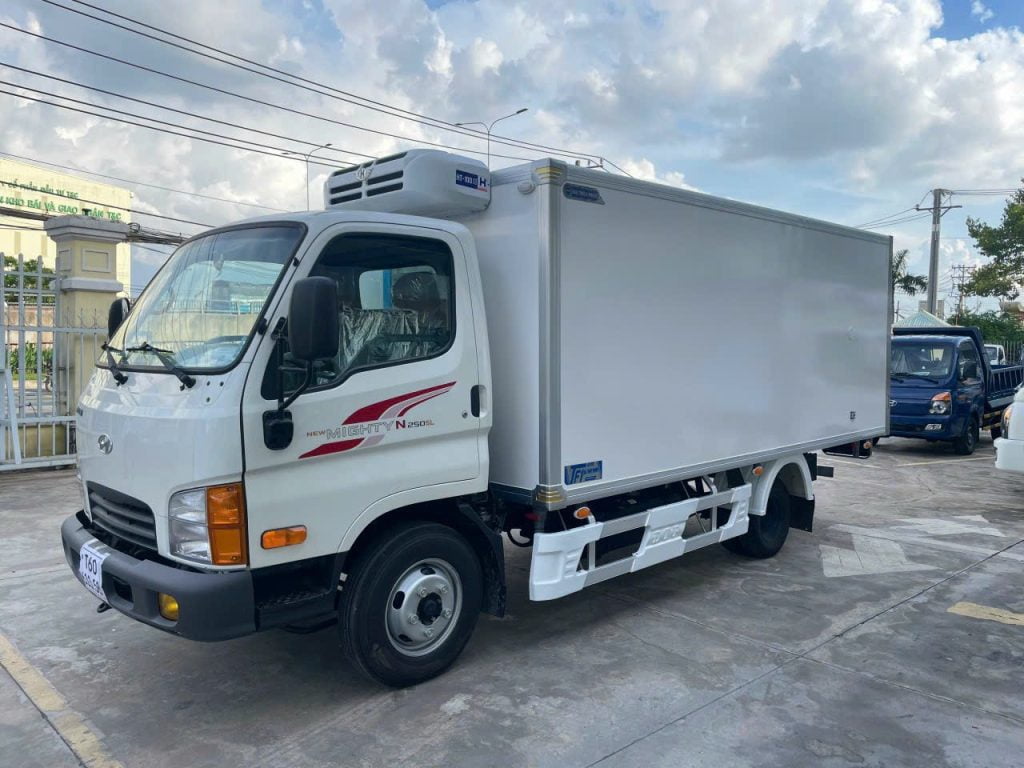 hyundan n250sl thùng đông lạnh