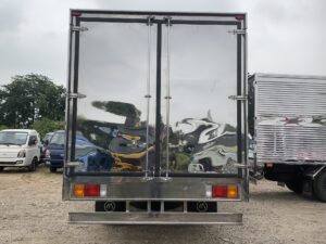 Hyundai w11s thùng kín