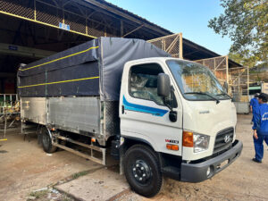 Hyundai w11s thùng bạt